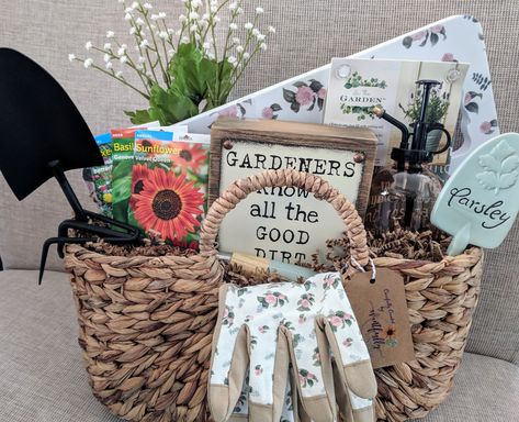 Know of someone who is a gardener? We have the perfect gift for Easter or Mother's Day. #eventfullyunique Planting Gift Basket, Plant Raffle Basket, Gardening Teacher Gifts, Mother’s Day Gardening Gift Ideas, Gardening Mothers Day Gifts, Plant Mothers Day Gifts, Gardener Gift Basket Ideas, Gardener Gift Basket, Bridal Shower Raffle Baskets