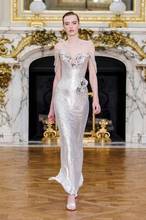 Tamara Ralph Couture Spring 2024 [PHOTOS] Tamara Ralph, Runway Fashion Couture, Collection Couture, Spring Summer 2024, Gorgeous Gowns, Looks Style, Couture Collection, Couture Dresses, Fancy Dresses