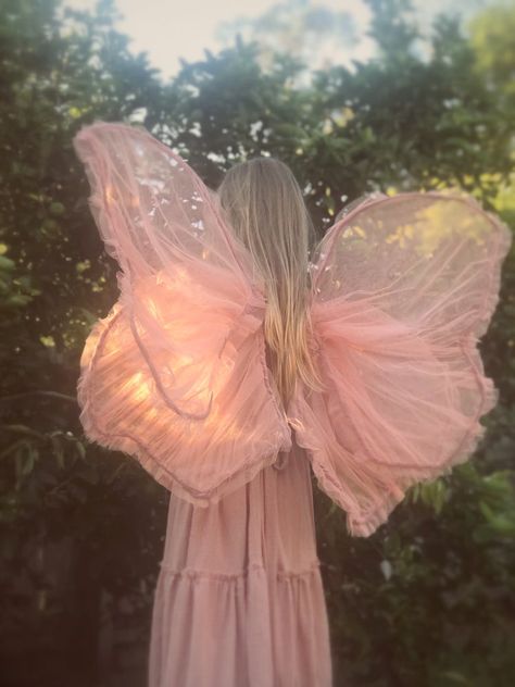 Pink Fairy Wings, Garden Fairy Costume, Butterfly Halloween Costume, Rose Fairy, Pink Fairy, Fairy Aesthetic, Almond Blossom, Fairy Parties, Fairytale Dress