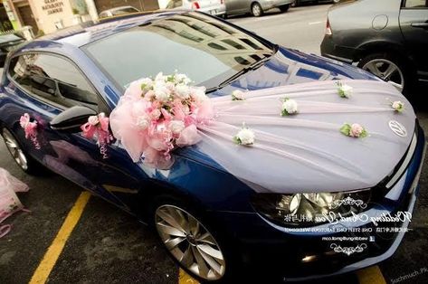 Flowers For Car Decoration Groom Car Decoration, Car Decor For Wedding, Car Decor Wedding, Car Wedding Decoration, Car Decoration For Wedding, Wedding Car Decorations Ideas, Wedding Car Decor, Innova Car, Car Decoration Ideas