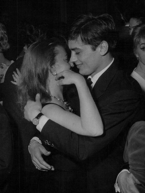 Alain and romy Vanessa Abrams, City Engagement Photos, Fotos Goals, Romy Schneider, The Love Club, Foto Poses, Alain Delon, Old Love, Photo Couple