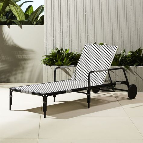 Shop caprice resin wicker chaise lounge chair. All-weather wicker weaves graphic black and white diamond pattern that invites lazy days in the sun. Wheels make black aluminum tube frame easy to move on a whim. Outdoor Plants Decor, Cb2 Outdoor, Modern Outdoor Lounge Chair, Patio Lounge Furniture, Patio Furniture Layout, Beach House Outdoor, Resin Patio Furniture, Modern Outdoor Patio, Wicker Chaise Lounge