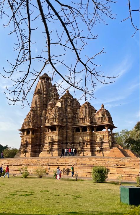 Khujrao Temple, Khajuraho Temple Photography, Khajuraho Painting, Colorful Photography Art, Khajuraho Temple, Memories Art, Childhood Memories Art, Colorful Photography, Architecture Nature