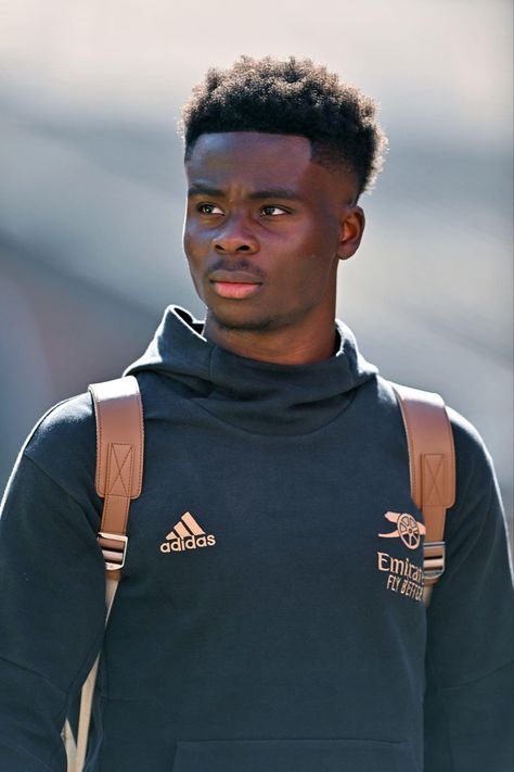 Footballer Wallpaper, Its Ya Boy, Bukayo Saka, Black Kings, Martin Ødegaard, Short Box Braids Hairstyles, Football Boyfriend, Short Box Braids, Arsenal Football