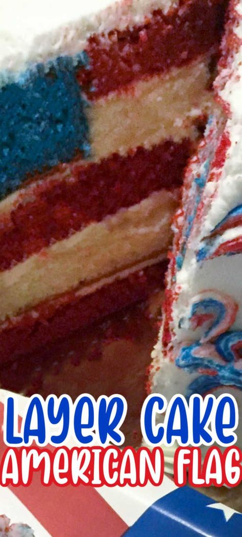 Patriotic Cake Decorating, Flag Cake Recipe, American Flag Cake, Patriotic Cake, Fourth Of July Cakes, Flag Cake, Fluff Desserts, Patriotic Food, Patriotic Desserts