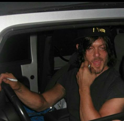 Peekaboo ear 7/21/14 Darryl Dixon, Twd Cast, Walking Dead Cast, I Love Men, Daryl Dixon, Norman Reedus, Celeb Crushes, Old Men, My Type