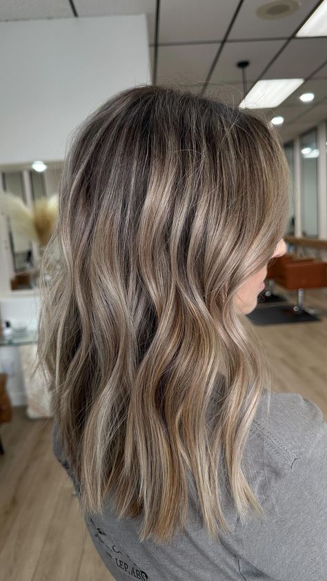 Med Length Brown Hair With Highlights, Level 6 With Highlights, Partial Highlights For Bronde, Level 7 Hair Color Balayage, Creamy Highlights Brown Hair, Fall Hair Colors Cool Tones, Blonde To Dark Hair Transformation, Blonde Long Lob, Dark Blonde Dark Roots