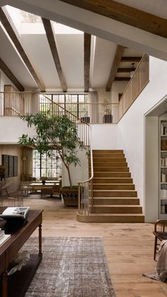 #BEAUTY, #RELATIONSHIPS #Fashion #Animals #Outfits #Winter Outfits #Animals Spanish Contemporary Home Interiors, Australian House Exterior, Living Rooms 2024, Exterior Staircase Design, Houses With Arches, Modern Spanish Home Interior, Traditional Eclectic Living Room, Abode House, Cozy House Design