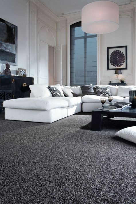 Grey Carpet Living Room, Black And White Living Room Decor, Carpet Diy, Black Living Room Decor, White Living Room Decor, Furnitur Ruang Keluarga, Dark Carpet, Black And White Living Room, Living Room Decor Gray