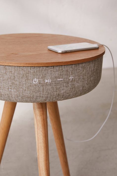 Wireless Speakers Diy, Speaker Table, Diy Bluetooth Speaker, Smart Table, H Design, Modern Tech, Speaker Design, Dark Interiors, Furniture Details