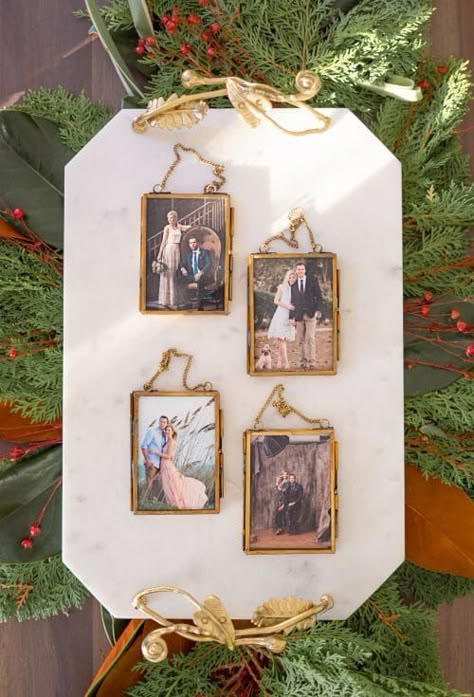 AshleyBrookeDesigns.com Our Christmas Card Ornament Tradition Diy Frame Ornaments, Diy Picture Frame Ornaments, Picture Frame Ornaments Diy, Diy Picture Ornaments, Christmas Ornament Homemade, Memory Christmas Tree, Ornament Tradition, Display Christmas Cards, Diy Photo Ornaments