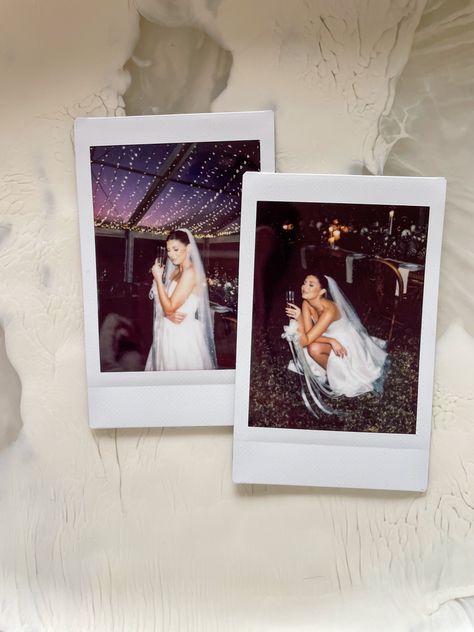 Elopement Polaroids, Wedding Reception Polaroid, Poloroid Pictures Ideas For Him, Polaroid Wedding Pictures, Wedding Poloroid Ideas, Wedding Polaroids, Wedding Polaroid, Polaroid Wedding, Wedding Planning Decor