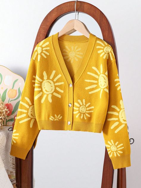 Pastel Yellow Clothes, Yellow Clothing, Yellow Clothes, Colored Cardigans, Áo Len Cardigan, Yellow Outfit, Cute Cardigans, Girls Cardigan, Yellow Sweater