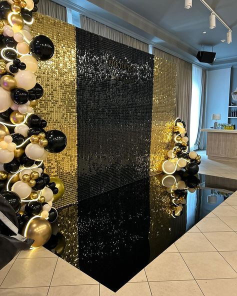 Shimmer Wall, Backdrop Design, Angel And Devil, Stage Decorations, Gold Party, Decor Black, Gold Shimmer, Black Decor, Black And Gold