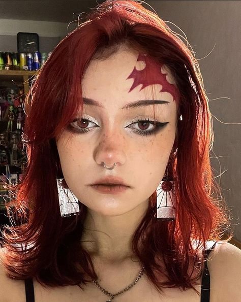 Halloween Anime Makeup, Red Hair Cosplay Ideas, Tanjiro Makeup, Anime Character Makeup, Halloween Costumes Y2k, Red Hair Costume Ideas, Red Hair Cosplay, Red Hair Costume, Punk Japanese