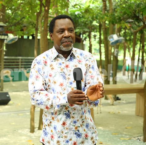 Prophet Tb Joshua, T B Joshua, All Shall Be Well, Tb Joshua, Gods And Generals, Inspirational Music Quotes, Lord Of Hosts, African Lace Dresses, Iphone Background Images