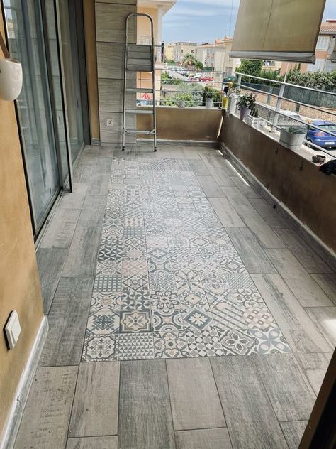 Courtyard Tiles Floors, Balcony Tile Flooring Ideas, Floor Tiles Balcony, Tiles For Balcony Floor, Hall Flooring Ideas, Foyer Tile Ideas Entryway, Balcony Tiles Floors, Corridor Tiles, Foyer Tile Ideas