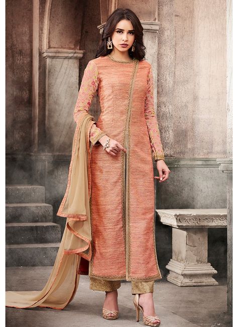 Peach and Beige Embroidered Silk Pant Suit features a gorgeous silk top alongside a jacquard bottom and chiffon dupatta. Embroidery work is completed with zari, thread, and stone. Pereira, Designer Suits Online, Celana Fashion, Gaun Fashion, Salwar Designs, Peach Art, Indian Party Wear, Salwar Kameez Online, Kurti Designs Party Wear