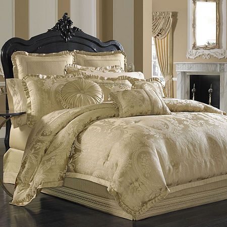 Gold Comforter Set, Gold Bedding Sets, Elegant Comforter Sets, Gold Comforter, Luxury Comforter Sets, Gold Bed, Window Seats, Bedding Sets Online, Queens New York