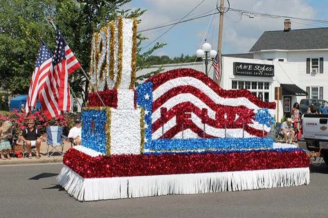 Small Town Parade Float Ideas - Parade Float Theme, Parade Float Decorations, Parade Float Supplies, Homecoming Floats, Independence Day Parade, Floating Decorations, Boat Parade, 4th Of July Cake, 4th Of July Parade