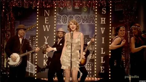 Fashion Inspiration: Taylor Swift's "Mean" Music Video - College Fashion Mean Music Video, Taylor Swift Music Videos Outfits, Mean Taylor Swift, Taylor Swift Speak Now Era, Speak Now Era, Taylor Swift Music Videos, Taylor Swift Party, Taylor Swift Birthday, Swift Concert