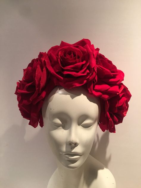 Red Flower Tattoo, Christmas Headdress, Red Flower Headband, Tattoo On Wrist, Rose Headpiece, Headpiece Flower, Flowers Crown, Floral Headdress, Flower Headdress