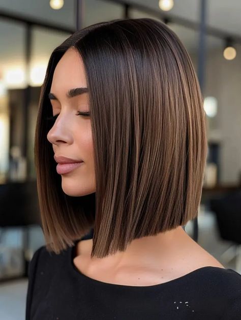 36 Trendy Lob Haircut ideas in 2024 Trendy Lob Haircut, Lob Haircut Thick Hair, The Lob Haircut, Lob Haircut Straight, Lob Haircut With Bangs, Lob Haircuts, Angled Bob Hairstyles, Hair Color Caramel, Latest Hair Trends