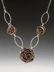 Jewelry Craft Ideas - Pandahall.com Wire Wrapped Flower, Two Roses, Wire Jewelry Designs, Copper Rose, Diy Wire Jewelry, Wire Necklace, Wire Work Jewelry, Rose Pendant, Neck Jewellery