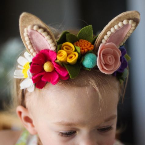 Handmade from Naneville, this adorable handmade floral bunny ears headband is so cute for an Easter basket! details • Handmade felt wreath, each piece is unique• Set on a nylon headband, size fits most. Easter Headbands Diy, Easter Bunny Headband, Diy Bunny Ears, Easter Bunny Ears Headband, Cat Halloween Makeup, Kids Headband, Easter Headbands, Easter Spring Wreath, Bunny Ears Headband