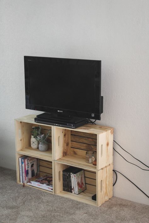 DIY Crate TV Stand — Cashmere & Plaid Crate Tv, Crate Stand, Wood Crate Diy, Crate Tv Stand, Simple Tv Stand, Diy Furniture Tv Stand, Wood Crate Furniture, Apartment Ideas For Couples, Deco Tv