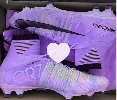 Womens Soccer Cleats, Cool Football Boots, Best Soccer Cleats, Best Soccer Shoes, Girls Soccer Cleats, Soccer Hair, Lacrosse Cleats, Nike Football Boots, Soccer Season