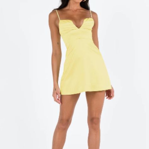 Never Worn, Ordered And It Did Not Fit. I Took The Tags Off Before Realizing It Wouldn't Fit. Pleated Bust Dress, Lime Green Hoco Dress, Pastel Yellow Homecoming Dresses, Light Yellow Mini Dress, Sorority Formal Dress Short, Pastel Homecoming Dresses, Yellow Hoco Dress Short, Light Yellow Hoco Dress, Preppy Hoco Dresses