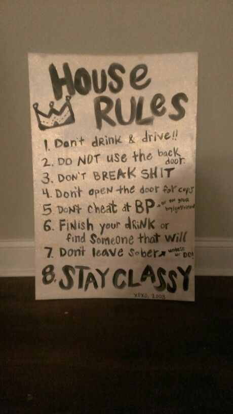 House rules for a college party House Party Rules, Boo Treats, Classroom Halloween, Games Halloween, House Party Decorations, Home Party Games, Party Rules, Halloween Punch, College House