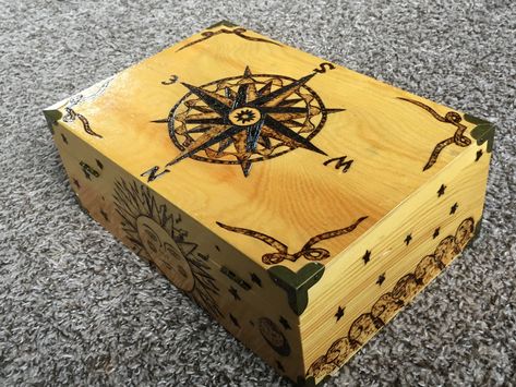 The is a hand burned box. #woodburning #woodart #pyrography #crafts Woodburning Box Ideas, Wood Burning Box Ideas, Burning Girl, Beginner Wood Burning, Wood Burn Designs, Wood Burning Patterns, Wood Burning Art, Pyrography, Wood Burning