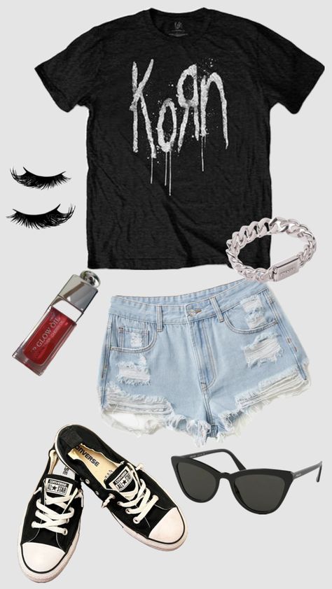 #korn #rockconcert #summer #kornconcert #outfit #rockoutfit #tshirt Korn Concert Outfit, Korn Shirt, Korn Concert, Rock Outfits, Rock Concert, Concert Outfit, Shirt Outfit, Cut Out, Concert