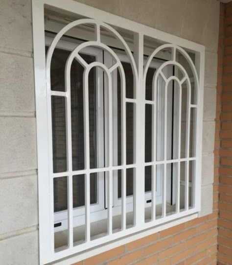 Grill Design Modern, Iron Window Grill, Modern Window Design, Modern Window Grill, Home Window Grill Design, Window Glass Design, Window Grill Design Modern, Steel Door Design, Iron Door Design