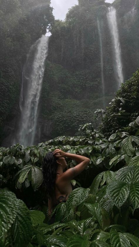 Island Vibes Aesthetic, Tropic Aesthetic, Aesthetic Waterfall, Nature Waterfall, Photos Inspo, Into The Unknown, Island Girl, Summer Dream, Nature Girl