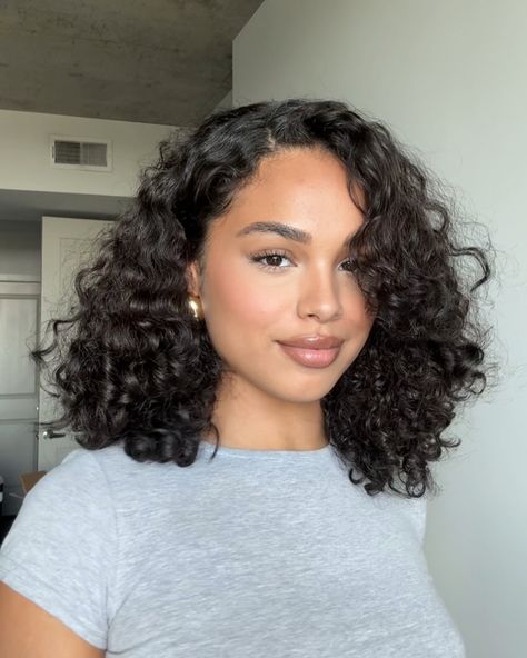 All Posts • Instagram Short Curly Hair Styles, Poofy Hair, Natural Curly Hair Cuts, Red Hair Inspo, How To Curl Short Hair, Hair Styles For Women, Short Brown Hair, Hairdos For Curly Hair, Ageless Style