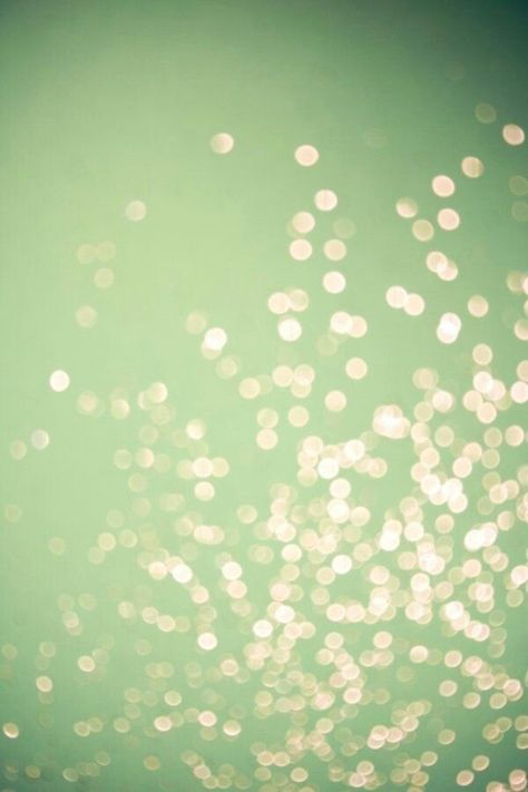 #allthatglitters bokeh Green Collection, Gold Confetti, Sparkles Glitter, All That Glitters, Iphone Background, Green And White, Pretty Pictures, Shades Of Green, Color Me