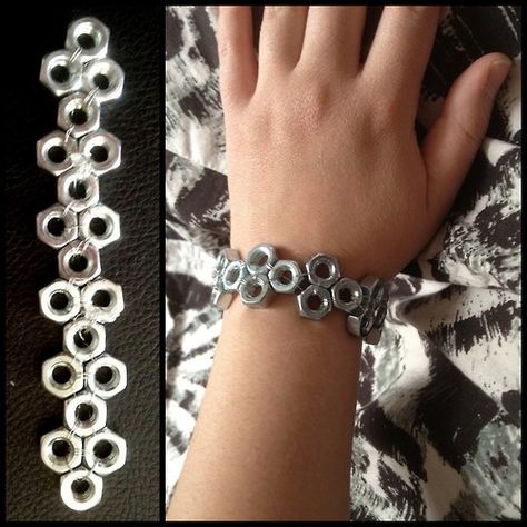 Nut Bracelet Diy, Hardware Store Crafts, Hex Nut Jewelry, Hex Nut Bracelet, Nut Bracelet, Washer Jewelry, Hardware Jewelry, Diy Bracelets Tutorials, Hex Nut