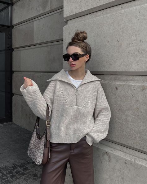 Grey Pullover Outfit, Winter Office, Women Korean Fashion, Jumper Outfit, Oversized Sweater Women, Pull Oversize, Trending Fashion Outfits, Looks Street Style, Cute Winter Outfits