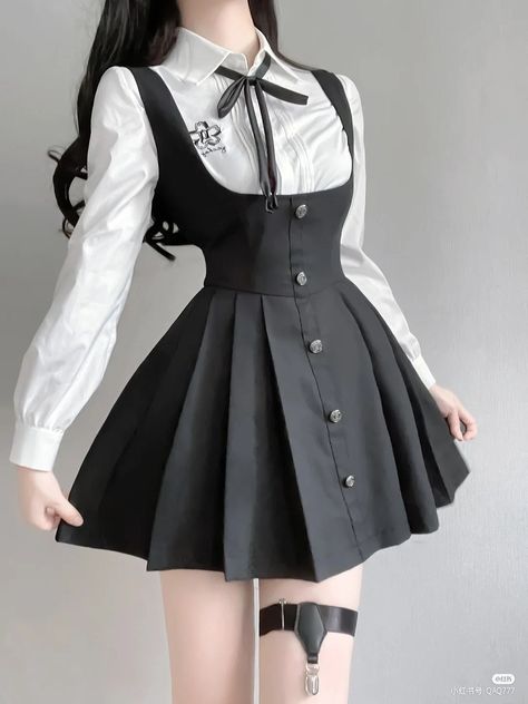 Cute Dress Outfits, Dress Design Sketches, Kawaii Fashion Outfits, Mode Inspo, Really Cute Outfits, Kawaii Clothes, Cosplay Outfits, Stage Outfits, Casual Style Outfits