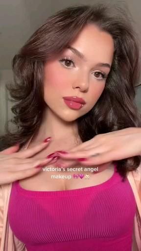 Victoria Angel Makeup, Makeup That Lasts All Day, Light Feminine Makeup Looks, Victorias Secret Make Up, Vs Makeup Look Angels, Victoria Secret Makeup Looks, Victoria’s Secret Makeup, Makup Angel, Victoria Secret Angel Makeup