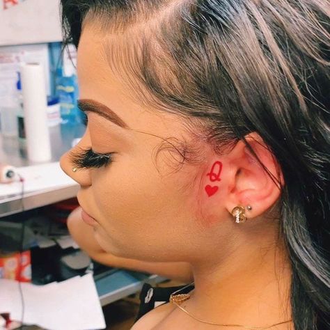 Hidden Tattoo, Small Face Tattoos, Face Tats, Face Tattoos For Women, Girl Neck Tattoos, Girl Face Tattoo, Neck Tattoos Women, Red Ink Tattoos, Pretty Tattoos For Women