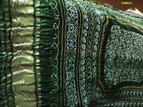 Gaji Silk Bandhani Saree, Bandhni Dupatta, Bandhini Dupatta, Gaji Silk Dupatta, Leheriya Dupatta, Chiffon Saree Party Wear, South Indian Wedding Saree, Saree Party, Kurti Sleeves