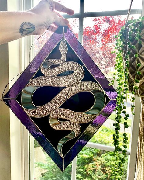 Stained Glass Snake, Purple City, Stained Glass Diy, Snake Patterns, Glass Animals, Stained Glass Patterns, Art Inspo, Stained Glass, Glass Art