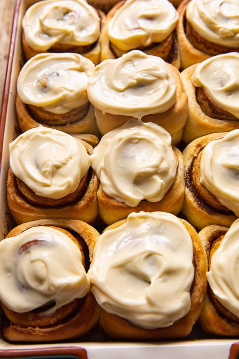 Amish Cinnamon Rolls With Caramel Icing, Maple Roll Recipe, Pumpkin Cinnamon Rolls With Maple Cream Cheese Frosting, Maple Glazed Cinnamon Rolls, Maple Cream Cheese Frosting Cinnamon Rolls, Cinnamon Buns Cream Cheese Icing, Cinnamon Rolls With Maple Icing, Cream Cheese Icing Cinnamon Rolls, Cinnamon Bun Flavours