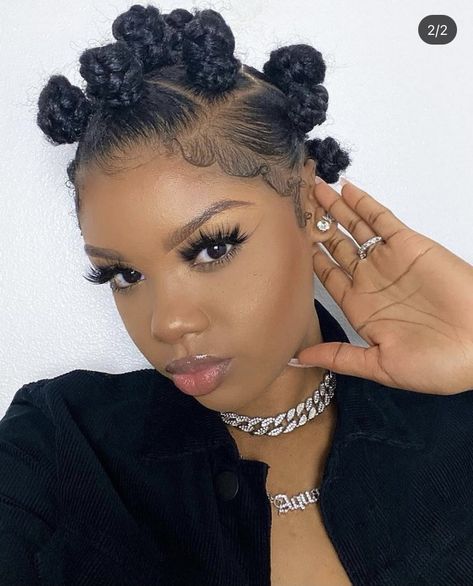 Jasmine Ponytail Hairstyles, Knots Hairstyle Black, Bantu Knot Hairstyles, Bump Hairstyles, Bantu Knots, Short Straight Hair, Hair Collection, Locs Hairstyles, Short Natural Hair Styles