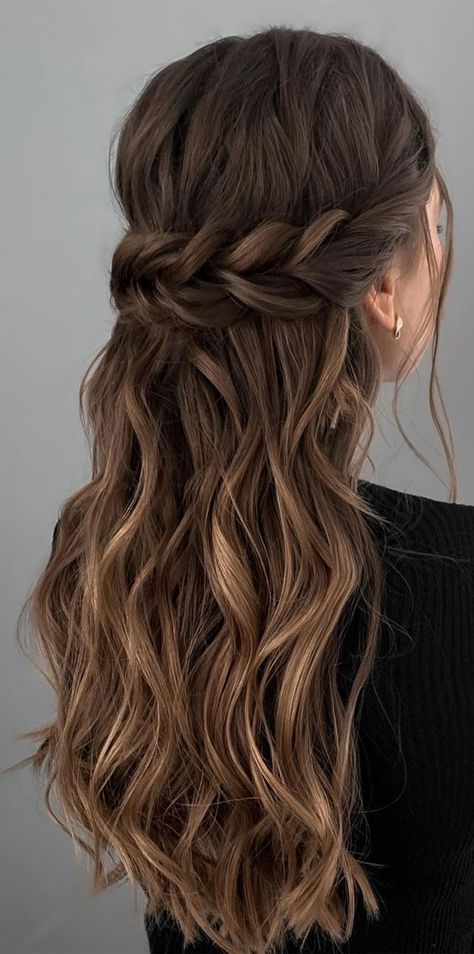 Half Up Half Down Hairstyles For Any Occasion : Simple, texture & loose half up Bridemaids Hairstyles, Cute Prom Hairstyles, Simple Prom Hair, Bridesmaid Hair Makeup, Prom Hair Down, Ball Hairstyles, Prom Hairstyles For Long Hair, בר מצווה, Wedding Hair Down