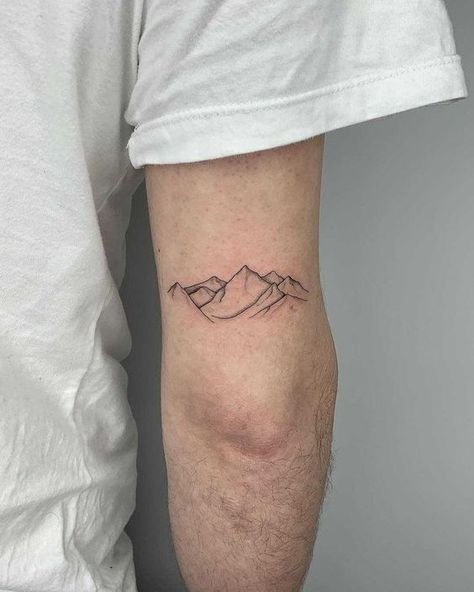 Minimalistic Hand Tattoos: Celebrating Style and Symbolism for Men 2023 - mens-club.online Moutain Tattoos, Mountain Tattoo Simple, Simple Tattoos For Guys, Petit Tattoo, Men Tattoos Arm Sleeve, Omerta Tattoo, Wrist Tattoos For Women, Minimalist Tattoos, Mountain Tattoo